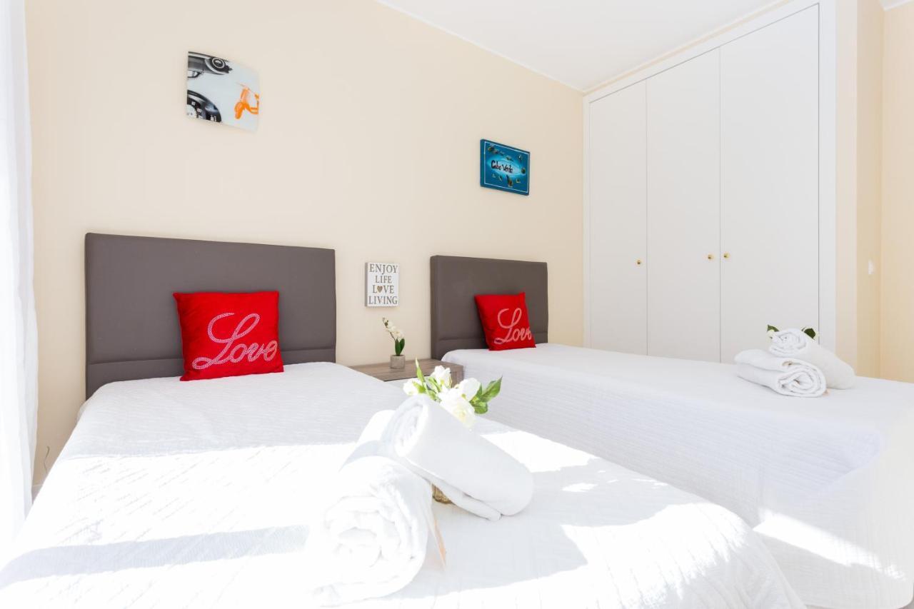 Litoralmar Beachfront Apartment